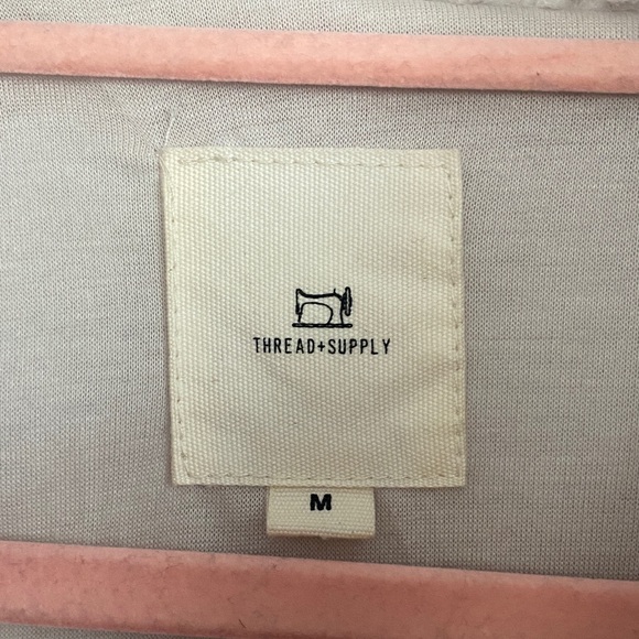 Thread & Supply Cream Label - Picture 2 of 7